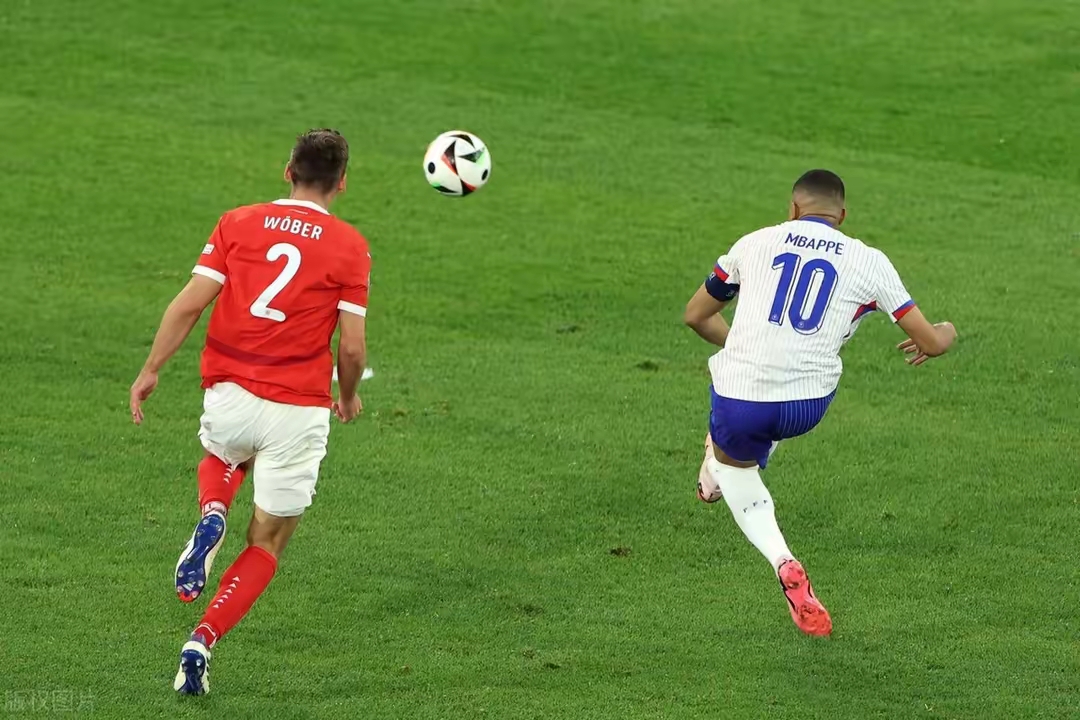 亚博-关于姆巴佩回归赛场，精彩发挥首场状态亮眼，勇士观众沸腾！的信息