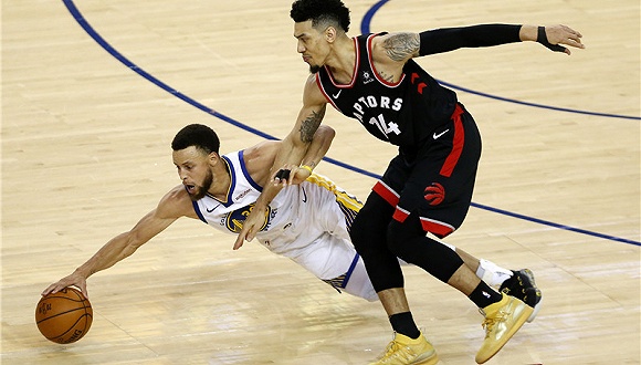 亚博-包含内马尔在勇士比赛中出色防守，战术调整引发热议！的词条